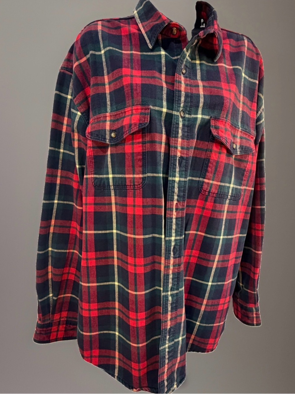 VTG Eddie Bauer Legends Men’s XL Tall 💯 % cotton flannel plaid button up
